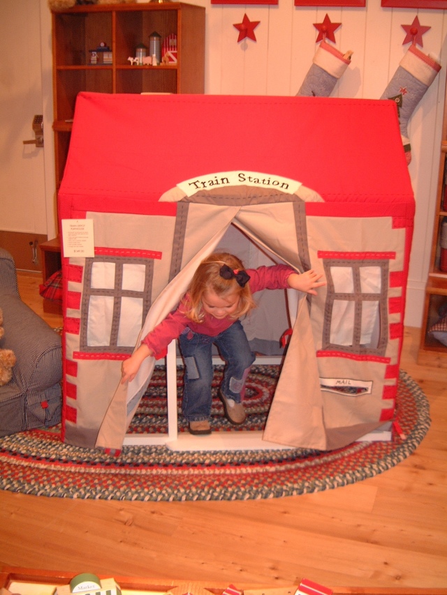 2004-12-01 Vale Kyla Mall 11.jpg
